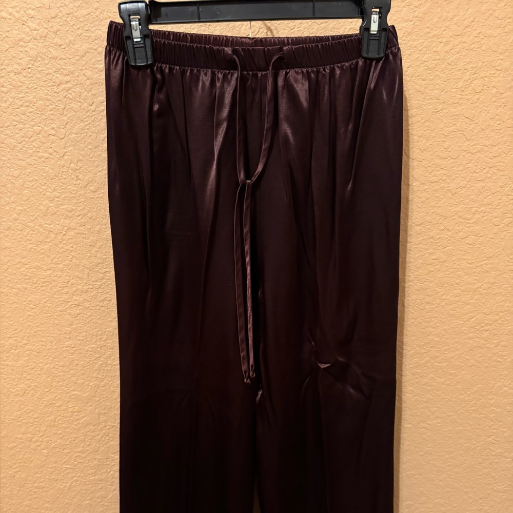 A. Byer Women's Cappuccino Ankle Pants